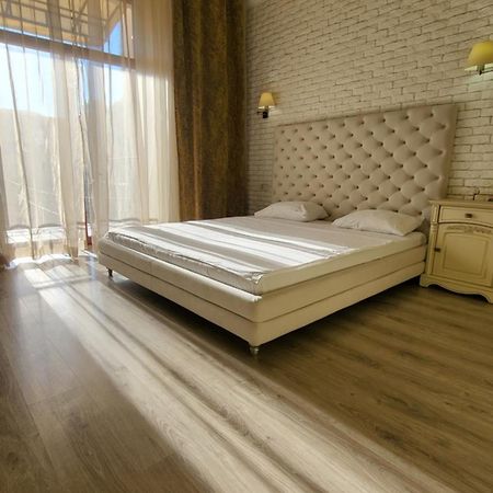 Hotel Menshikov โอเดสซา ภายนอก รูปภาพ