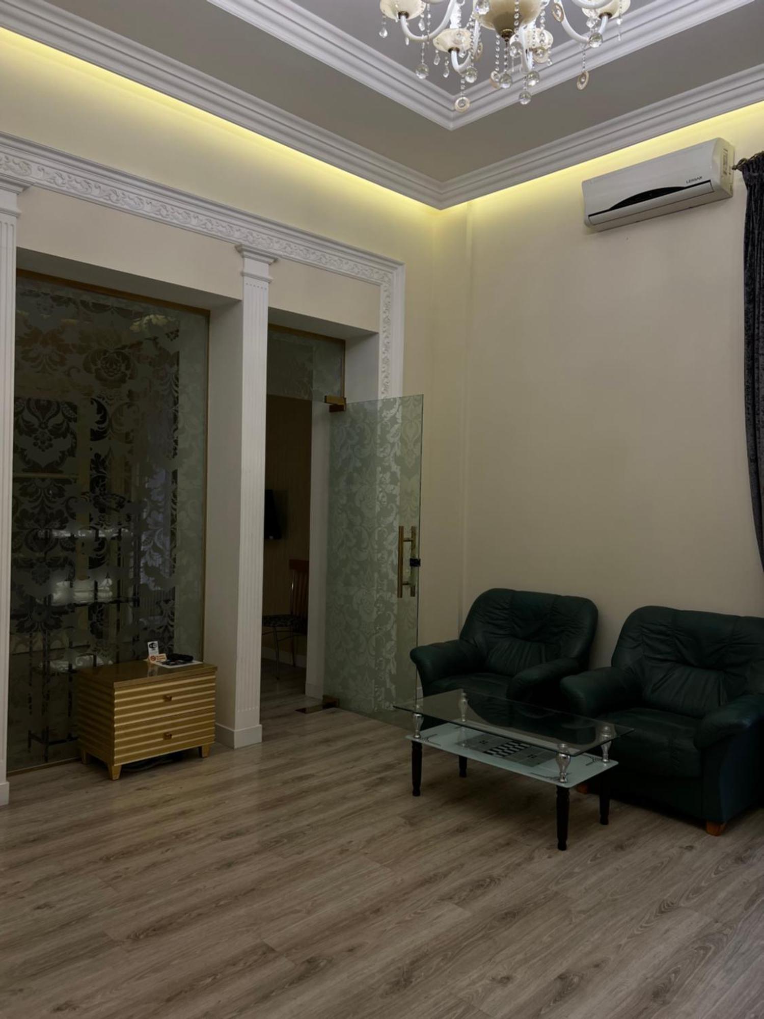 Hotel Menshikov โอเดสซา ภายนอก รูปภาพ