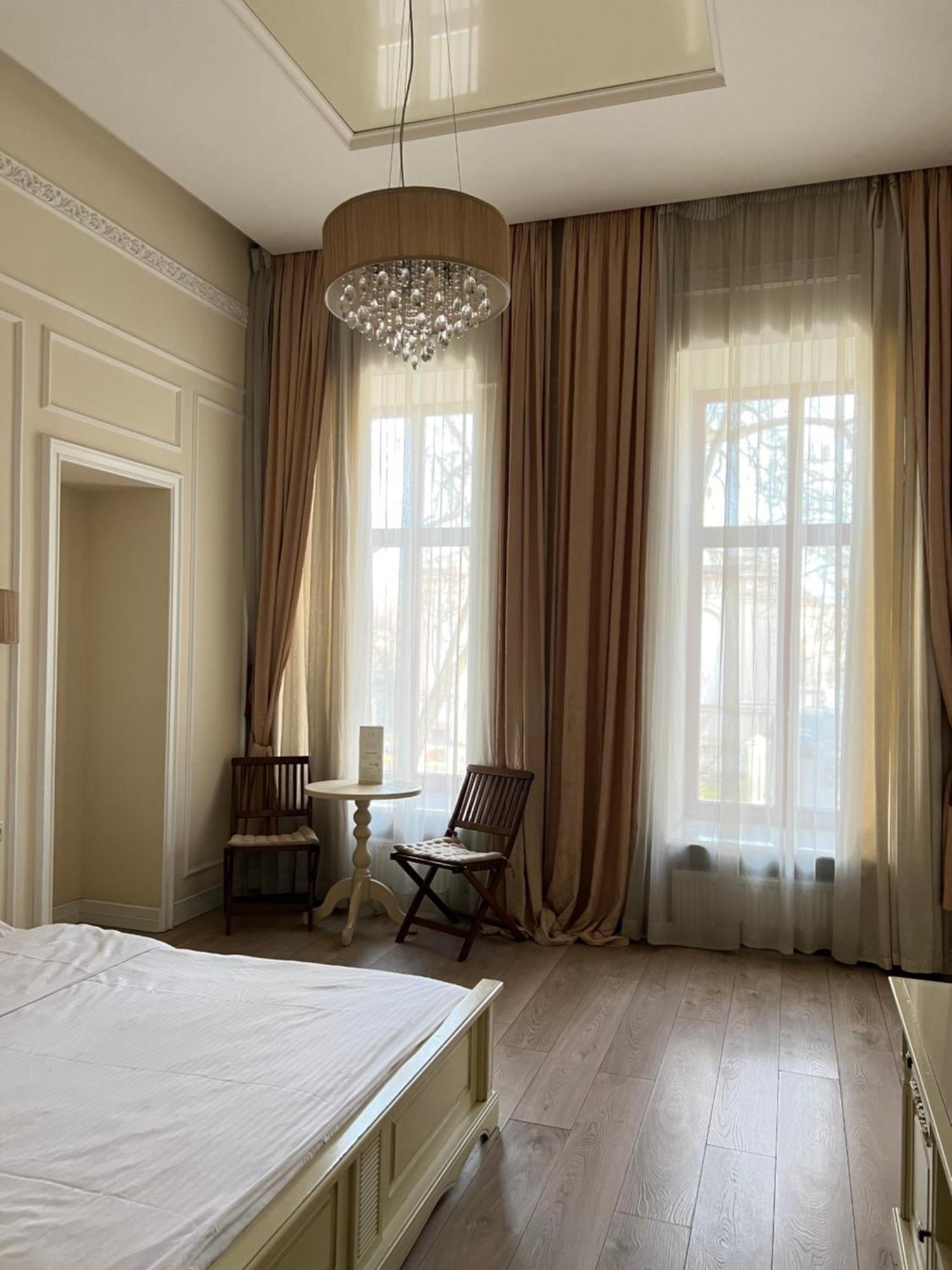 Hotel Menshikov โอเดสซา ภายนอก รูปภาพ