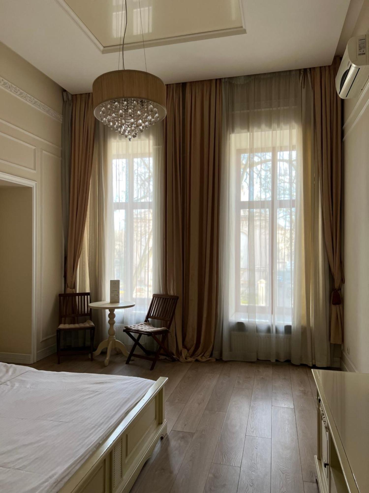 Hotel Menshikov โอเดสซา ภายนอก รูปภาพ