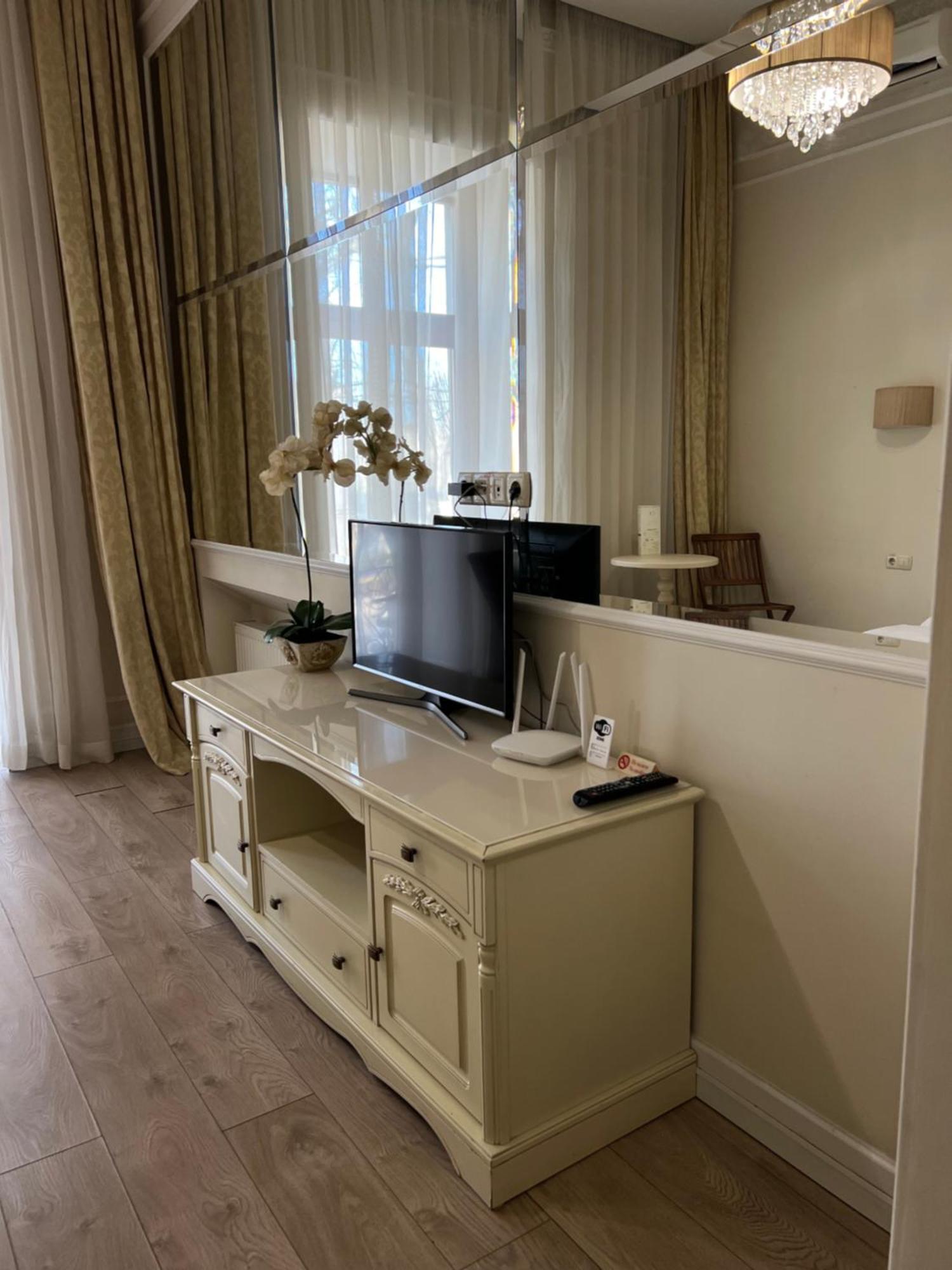 Hotel Menshikov โอเดสซา ภายนอก รูปภาพ