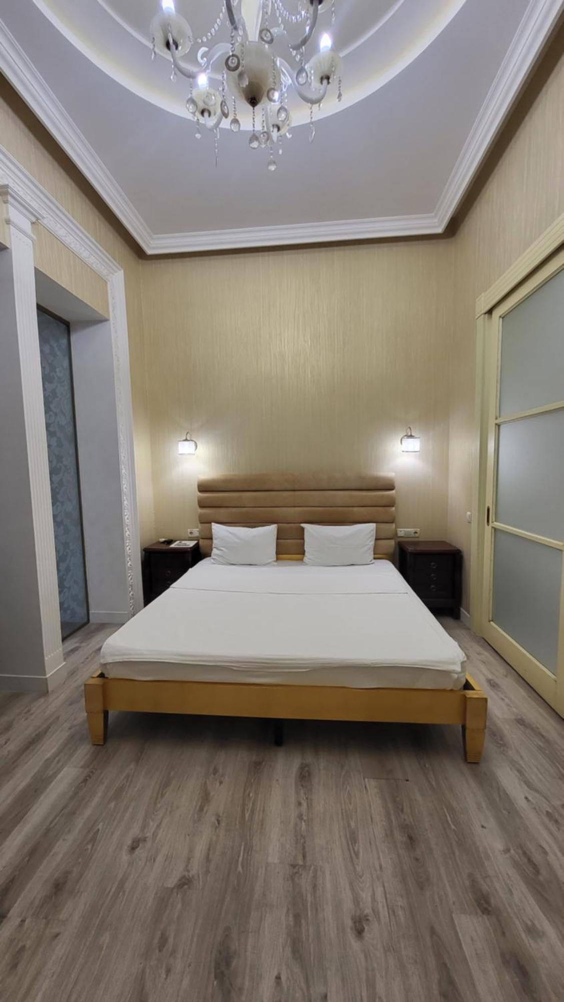 Hotel Menshikov โอเดสซา ภายนอก รูปภาพ